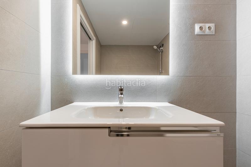 Foto 01a6f899-b708-4361-b3b4-78af2c36ef83. Pis 99m<sup>2</sup> a carrer de jaume abril 69 a Centre Viladecans