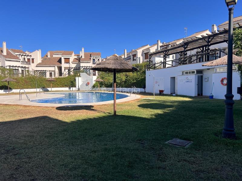 Foto a618c645-a90a-4b4a-aeff-b3f3c1a5b923. Casa  a la venta en urbanización la algara, el ronquillo en Ronquillo (El)