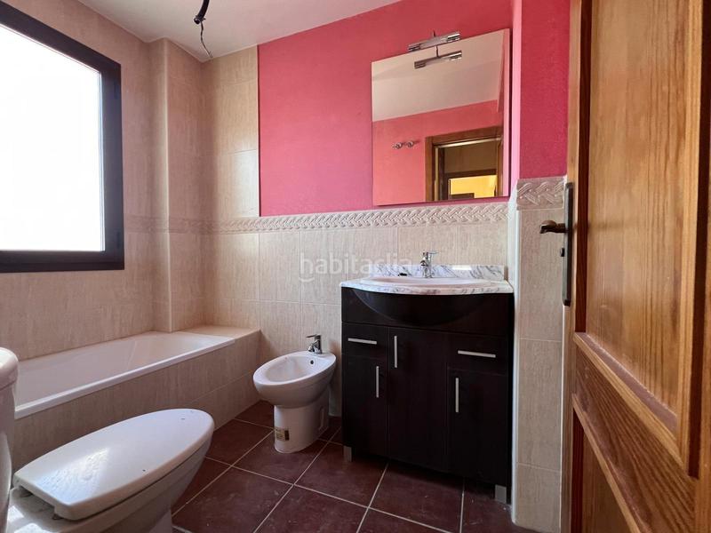 Foto c588c0f8-0edc-42c1-970b-90e39960a899. Casa  a la venta en urbanización la algara, el ronquillo en Ronquillo (El)