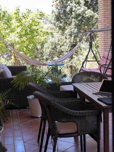 Foto 01a48b1a-69e6-4d14-8216-d3224df30087. Casa amb piscina a Guillena pueblo Guillena