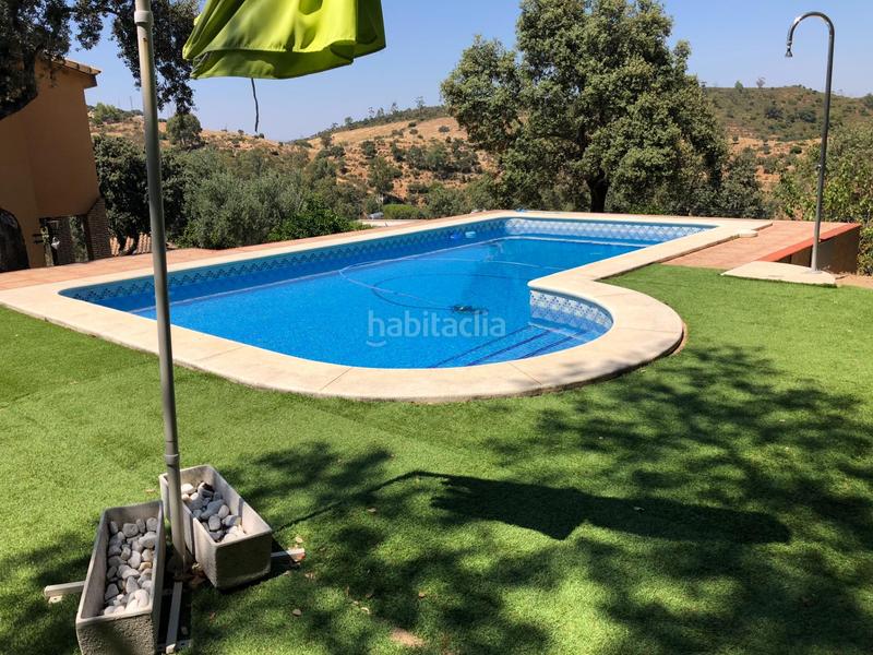 Foto 35d7e15b-9b69-47d3-a22b-2e9446c2b6a9. Casa amb piscina a Guillena pueblo Guillena