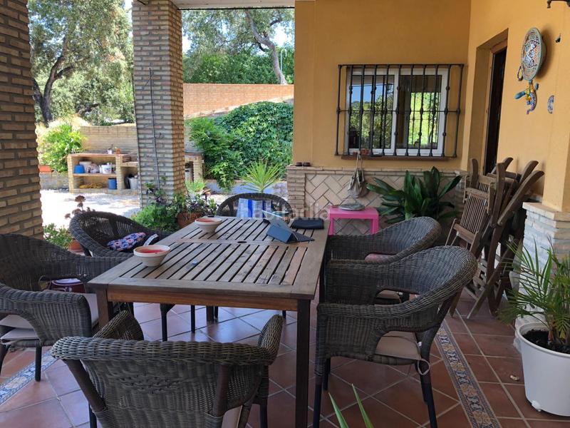 Foto b1d30476-1b35-40e2-a59c-b49ed639fb2b. Casa amb piscina a Guillena pueblo Guillena