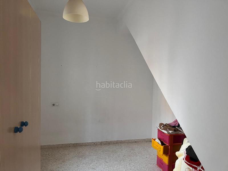 Foto 87ef555b-61b0-4c48-af97-617562780ab9. House with parking in Guillena pueblo Guillena