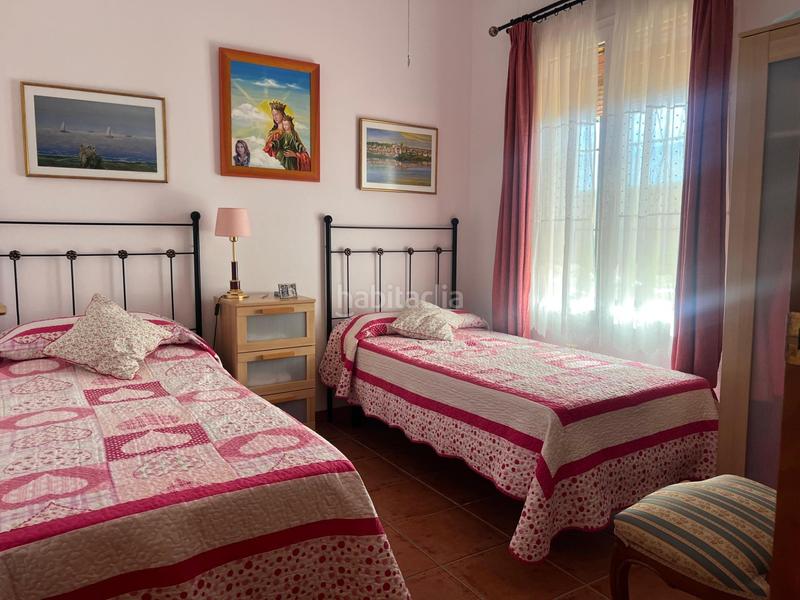 Foto 24b1fc63-eb2d-487c-9a7a-75f115da3bea. Chalet avec parking piscine dans Gerena