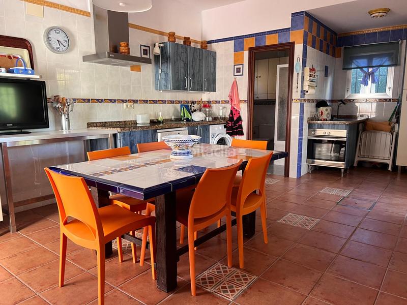 Foto 2e6f627c-a1cd-48db-b682-f4c04098b2d1. Chalet avec parking piscine dans Gerena