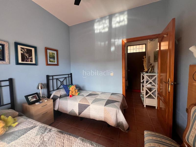 Foto 661f2e77-ea04-4b26-8d7b-8c7f1d90e78d. Chalet avec parking piscine dans Gerena