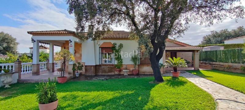 Foto 8ef5d38f-5627-4547-a8f8-953ba06b4eb1. Chalet avec parking piscine dans Gerena