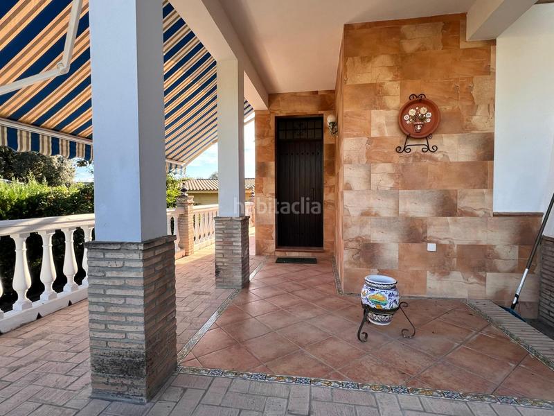 Foto b8261821-b346-48ec-856c-05dd916134b2. Chalet avec parking piscine dans Gerena