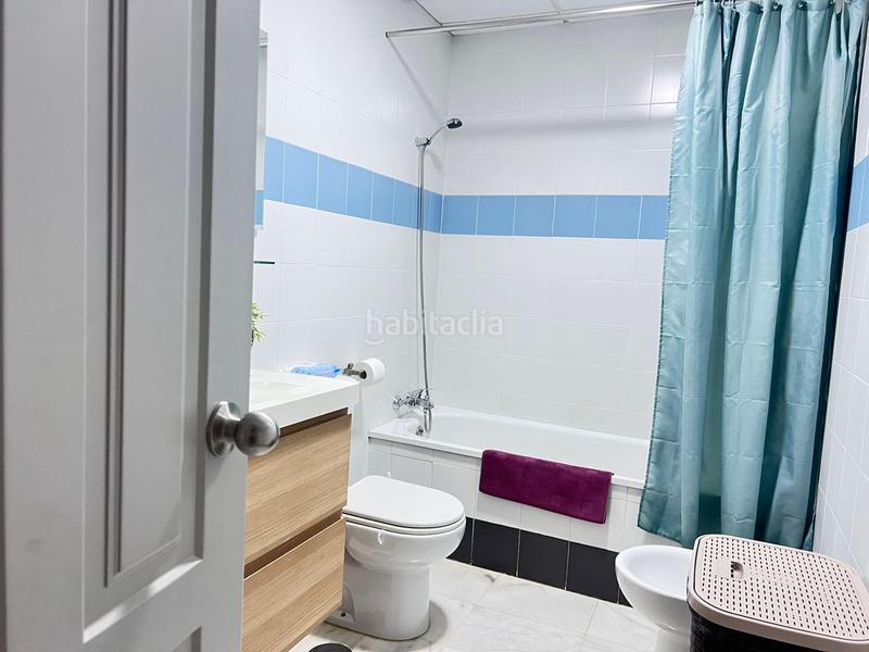 Foto 264edb0a-a944-4c91-956d-df9a375d7ec1. Casa amb aparcament a Guillena pueblo Guillena