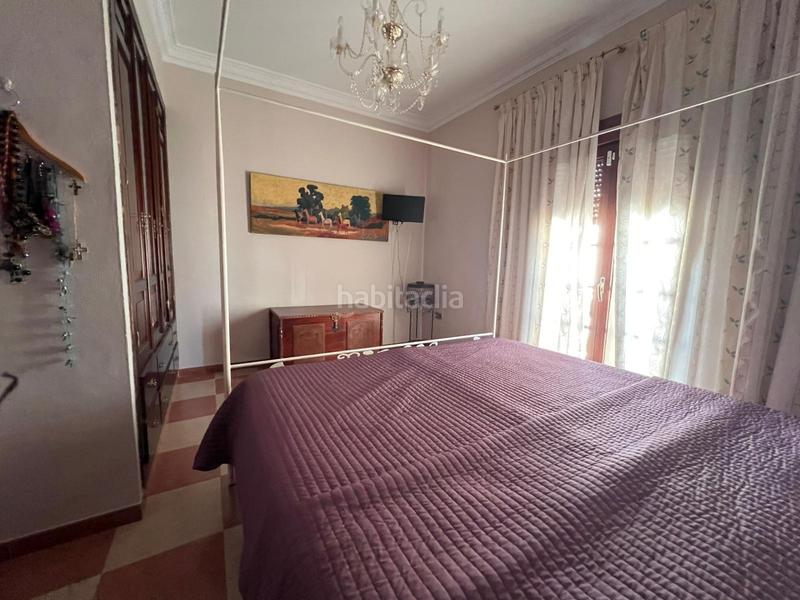 Foto 2133ae0c-b6db-4830-9c85-ec71567350ed. Maison avec parking dans Gerena