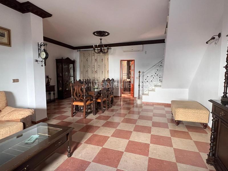 Foto 53c93a4a-57fe-422d-98f4-3b687e7fd56c. Maison avec parking dans Gerena