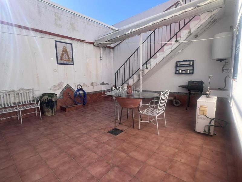 Foto 55ddc53f-ab54-4e0a-b3da-ea4d1bf1e5a0. Maison avec parking dans Gerena