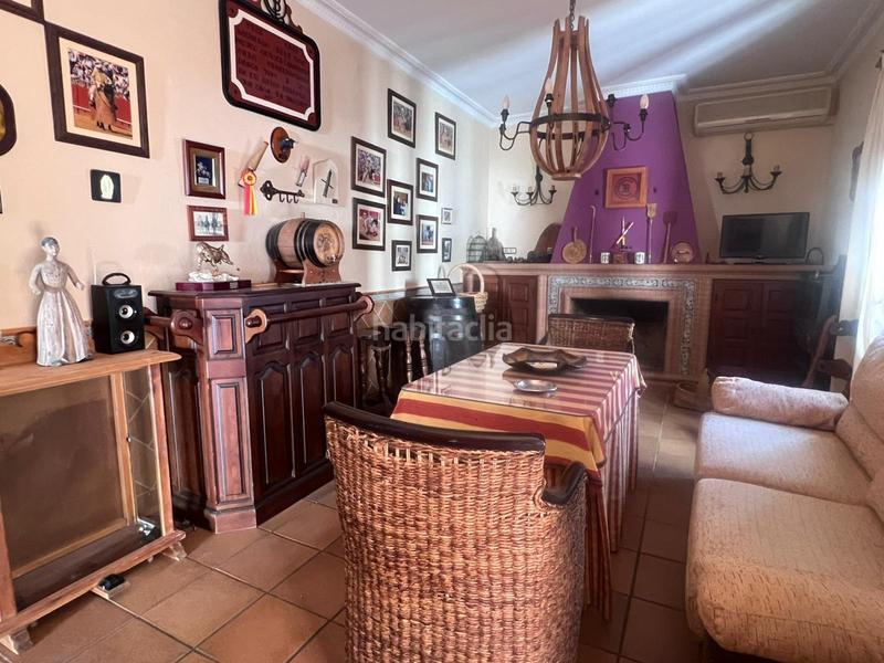 Foto ac75670c-554c-46b5-805a-63b996e0c33a. Maison avec parking dans Gerena