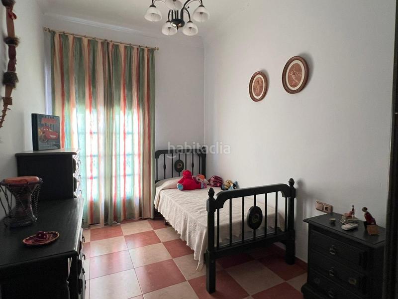 Foto c70a0df4-f334-43f7-a8f3-42115b87ea0b. Maison avec parking dans Gerena