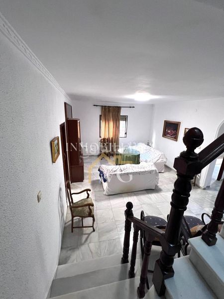 Foto f718e415-b62a-4568-8d6d-5c44abc522b9. Casa a Guillena pueblo Guillena