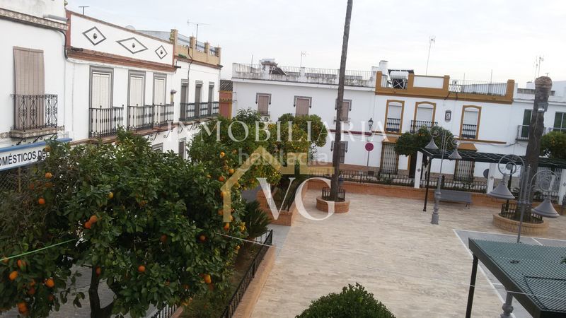 Foto f7f0ccc5-9d25-4440-94ad-8b3d890bb3ba. Casa a Guillena pueblo Guillena