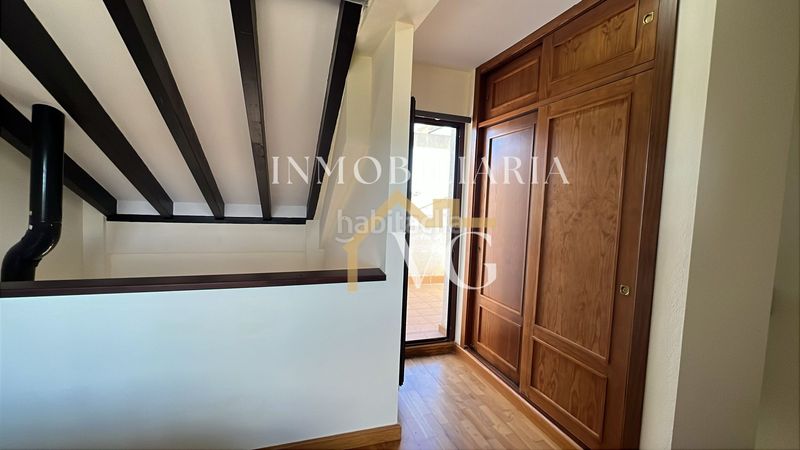 Foto e4f25dd1-4ff4-43b9-a7ce-26353e596ebf. Casa amb piscina a Ronquillo (El)