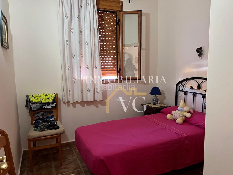 Foto e5fb1610-0284-49c1-8fd7-21c73b1dce8b. Casa a Burguillos