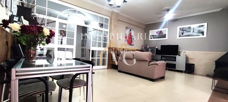 Foto 0141b11d-86e9-4195-999b-5de0f5d8c0ac. Casa amb calefacció a Guillena pueblo Guillena