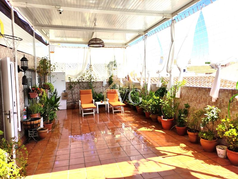 Foto 4555ded5-7c6d-401f-a265-d46e03e2cc0b. Casa amb calefacció a Guillena pueblo Guillena