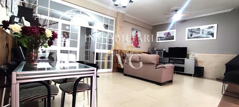 Foto 77161f09-1dea-4673-89b3-c46e3dd267ce. Casa amb calefacció a Guillena pueblo Guillena