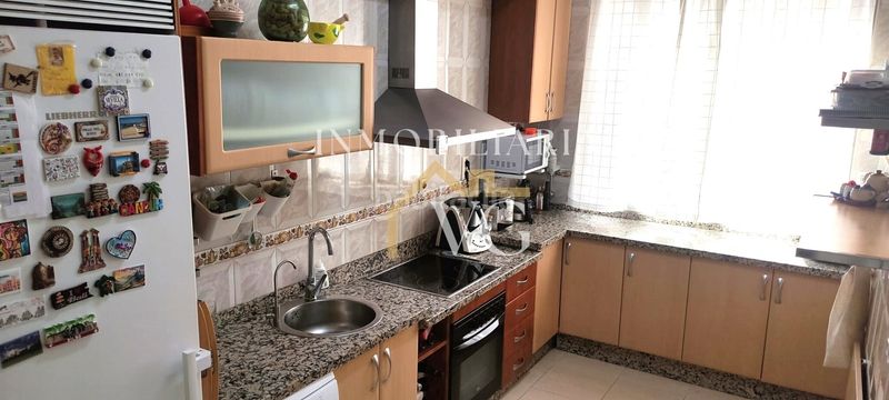 Foto bec596b6-7496-44b7-953a-3cc67bf0fcaa. Casa amb calefacció a Guillena pueblo Guillena