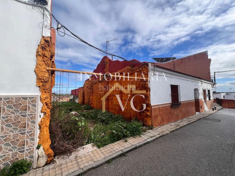 Foto f6990f41-7f16-4c32-a6ca-b9eb78b8892c. Terreny residencial a Guillena pueblo Guillena