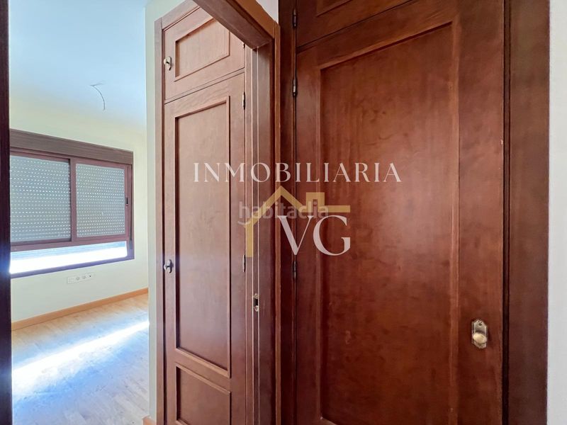 Foto ce3cded2-d2f0-494e-911a-778c4398eb4f. Casa amb piscina a Ronquillo (El)