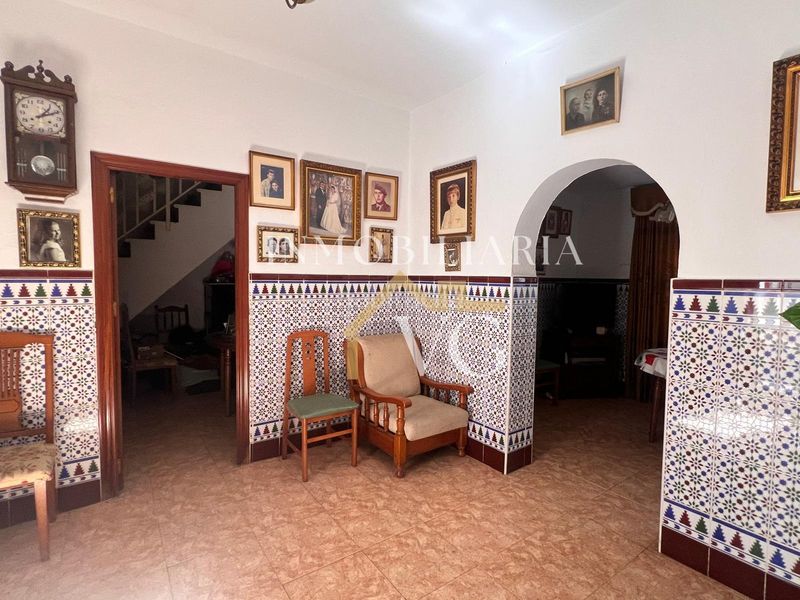 Foto 560f10e1-3ca4-4d29-8979-04f812a086c4. Casa a Guillena pueblo Guillena