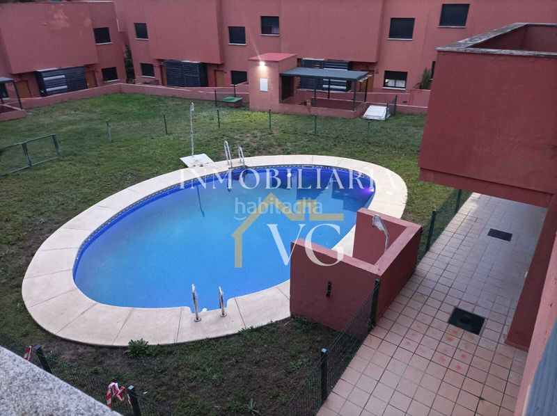 Foto 876e7d69-6fb2-44af-8fe6-c555c4eaac36. Apartament amb piscina a Guillena pueblo Guillena