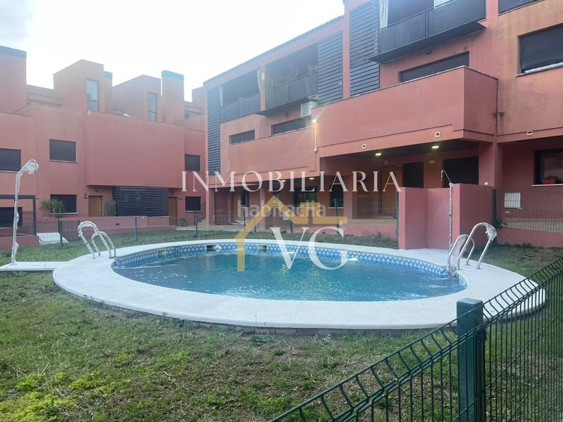 Foto 8cab047b-21f9-4a58-be4c-8772cc544a85. Apartament amb piscina a Guillena pueblo Guillena