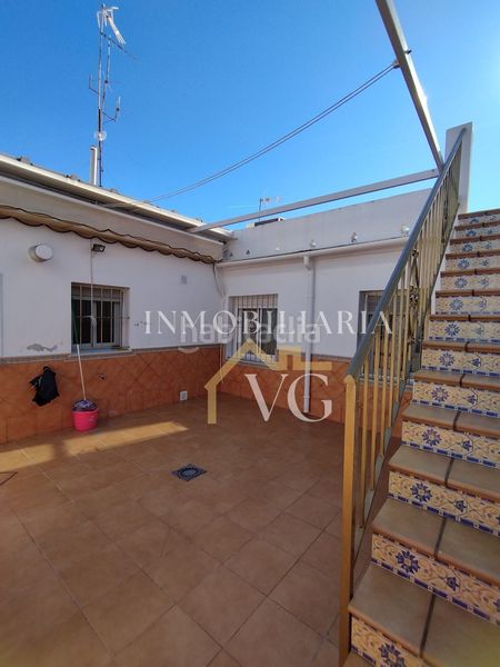 Foto 3f4aef0b-b460-4886-93c0-091241c089f8. Casa a Guillena pueblo Guillena