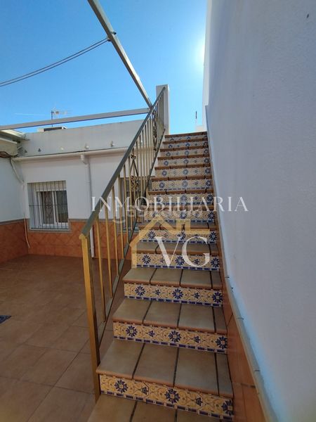 Foto 9fa312d7-556b-4165-ba0b-7d3c0ee3a4fc. Casa a Guillena pueblo Guillena