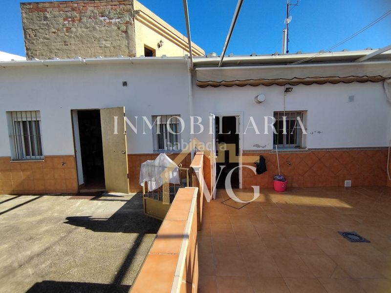 Foto b3cf93b8-9daa-4ca9-96b4-ccaa53358bd8. Casa a Guillena pueblo Guillena
