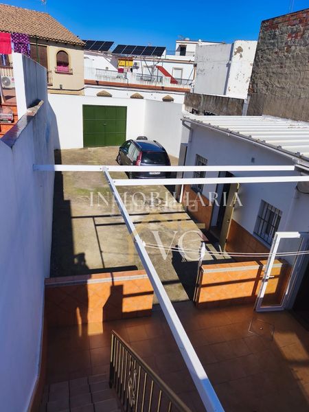 Foto c4c06453-2660-4dce-8e5a-5232e3e53595. Casa a Guillena pueblo Guillena