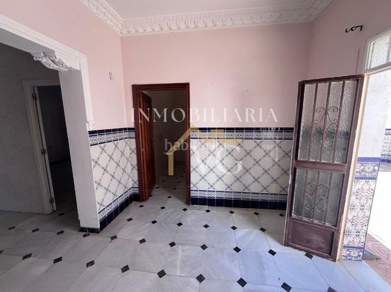 Foto 97090b4f-5bbd-451a-8a53-d8e8145eddec. Casa a Umbrete
