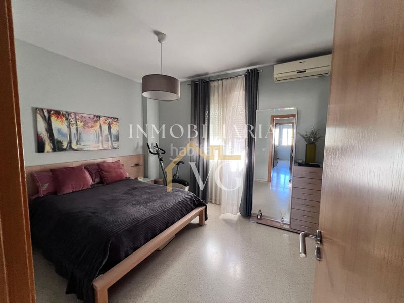 Foto 523cd0cf-8318-44aa-a8fb-9321a8b3c6b0. Duplex in Palmete Sevilla
