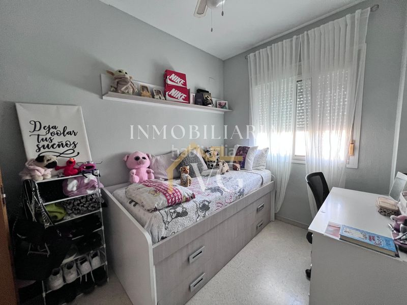 Foto c58e08aa-d488-45af-8604-587e83c3aa7d. Duplex in Palmete Sevilla