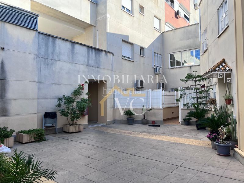 Foto d2b0d236-c4cb-42ad-8f5e-1103b5f0a780. Duplex in Palmete Sevilla
