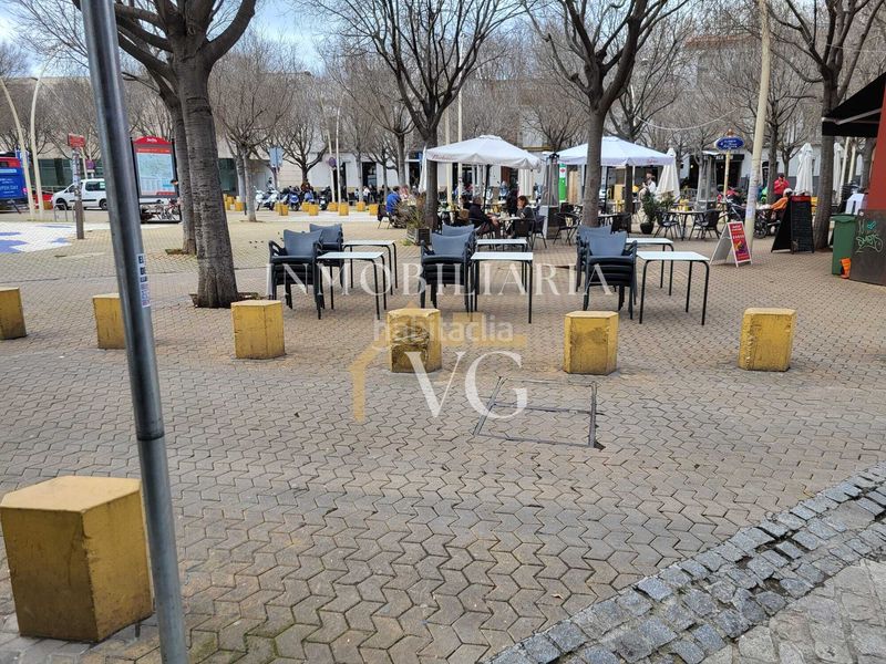 Foto b1e3e745-278f-4674-b5da-fd7f70e5ae46. Local comercial a San Gil Sevilla