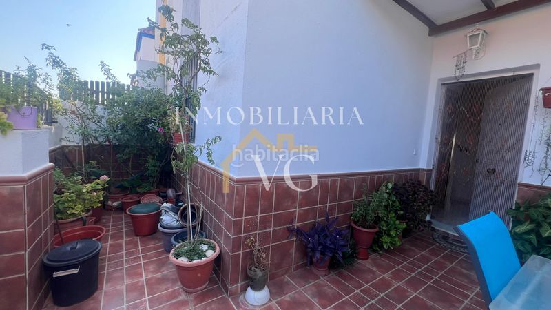 Foto e1b75ffd-ee76-4ee9-931d-98430fc61ac5. Casa adossada a Torre de la Reina Guillena