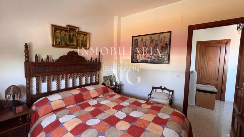 Foto fe84460e-30e1-470b-aaff-1dbd9079ed72. Casa adossada a Torre de la Reina Guillena