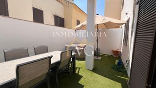 Maison jumelée à Guillena pueblo. Casa adosada a la venta en guillena  vg00155
