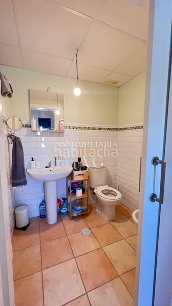 Foto fdee8edb-6d82-438b-a4e7-e68216ccc132. Maison jumelée dans Guillena pueblo Guillena