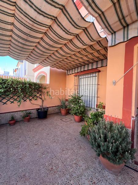 Foto 109fc10e-dfb2-49fe-9212-347bdc52a749. Casa adosada casa en venta en Guillena pueblo Guillena