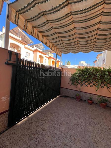 Foto 213ef426-7063-4180-8654-424f8e5dcfda. Casa adosada casa en venta en Guillena pueblo Guillena