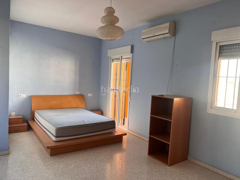 Foto 856c85c0-6530-4b3e-b77d-f88547514387. Casa adosada casa en venta en Guillena pueblo Guillena