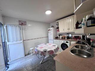 Maison à Guillena pueblo. Casa en venta en guillena con 6 habitaciones