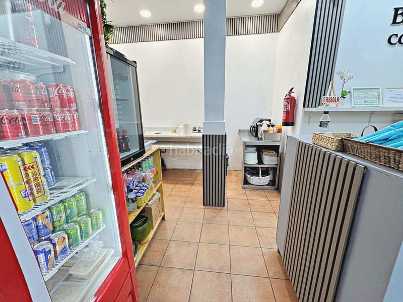 Foto a442f598-4064-4082-b1f9-bbdc9cb27f1f. Business premise in Valdeacederas Madrid