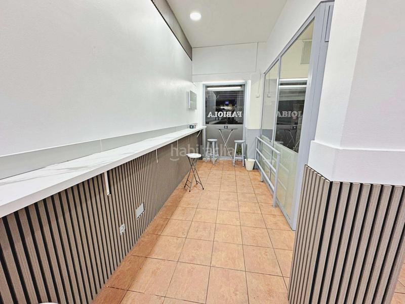 Foto cca12e6b-8da1-41f3-8d0e-e7dc8ee3708b. Business premise in Valdeacederas Madrid